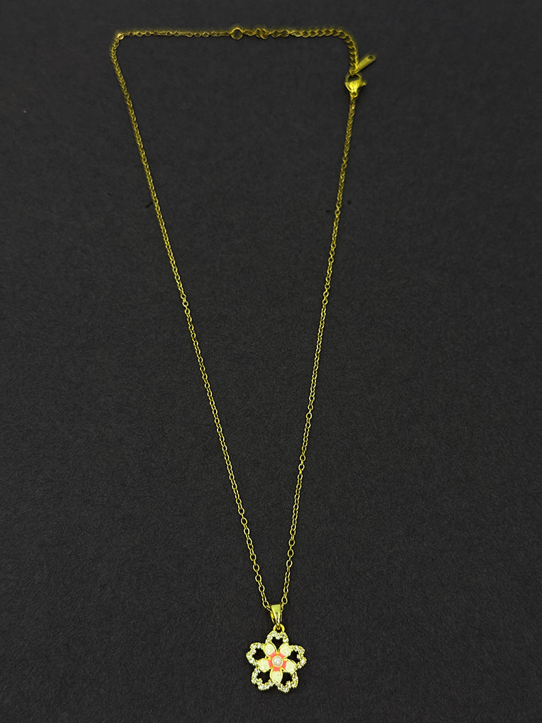 Aesthetic Anti-Tarnish Ruhi Necklace - 18k Gold Plated for Women & Girls