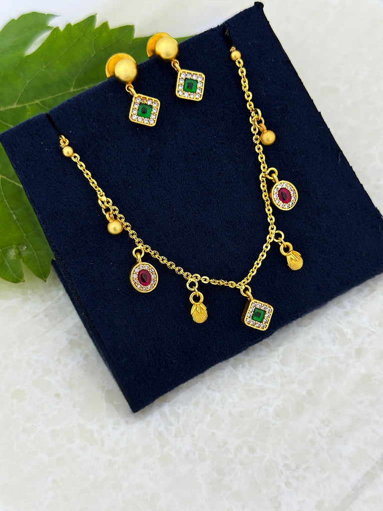 Aesthetic Anti-Tarnish Shruti Necklace - 18k Gold Plated for Women & Girls