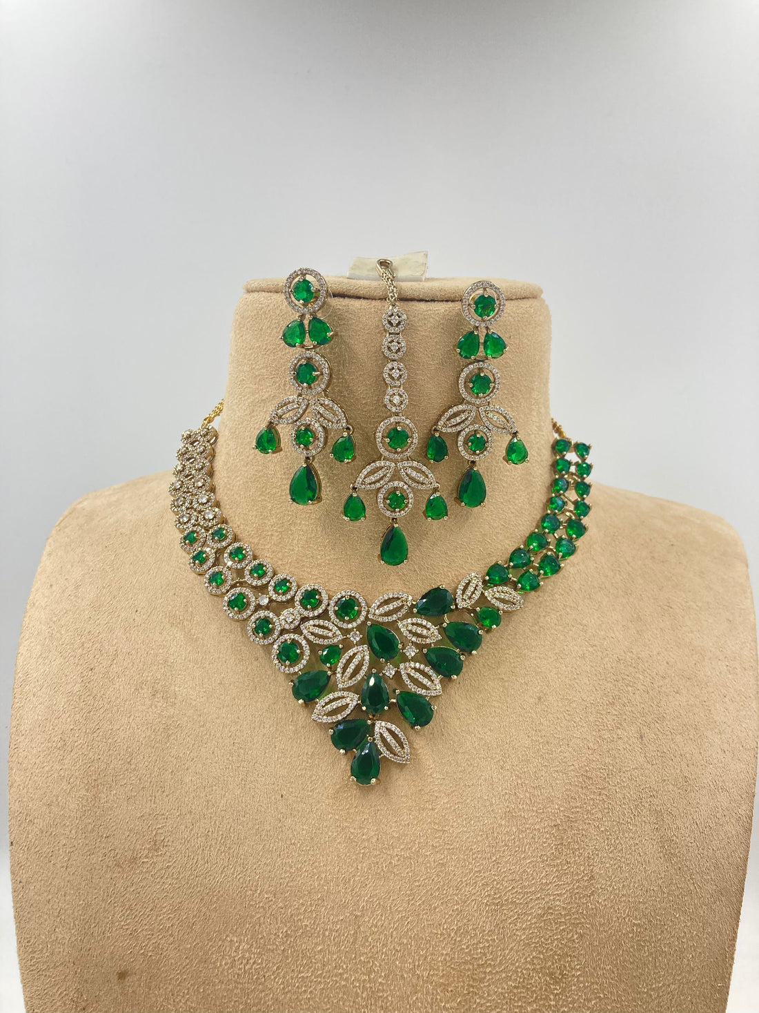 Emerald Green Jacqueline Zirconia Jewellery Set - Mehendi Polish