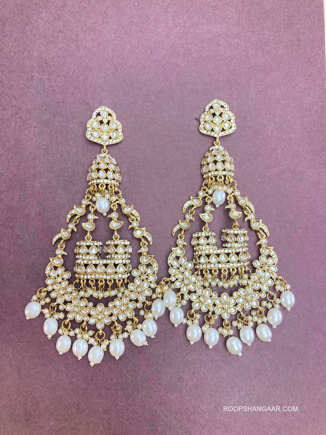 White Leela Chaandbalis