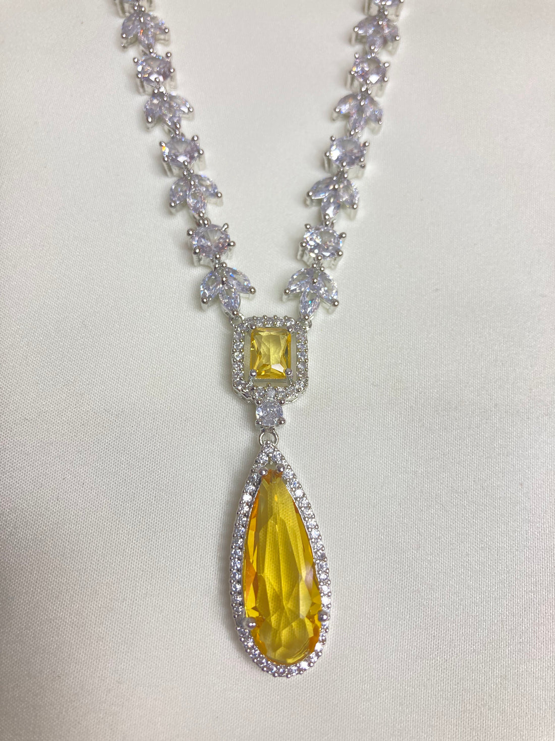 Lemon Lauren Zirconia Jewellery Set
