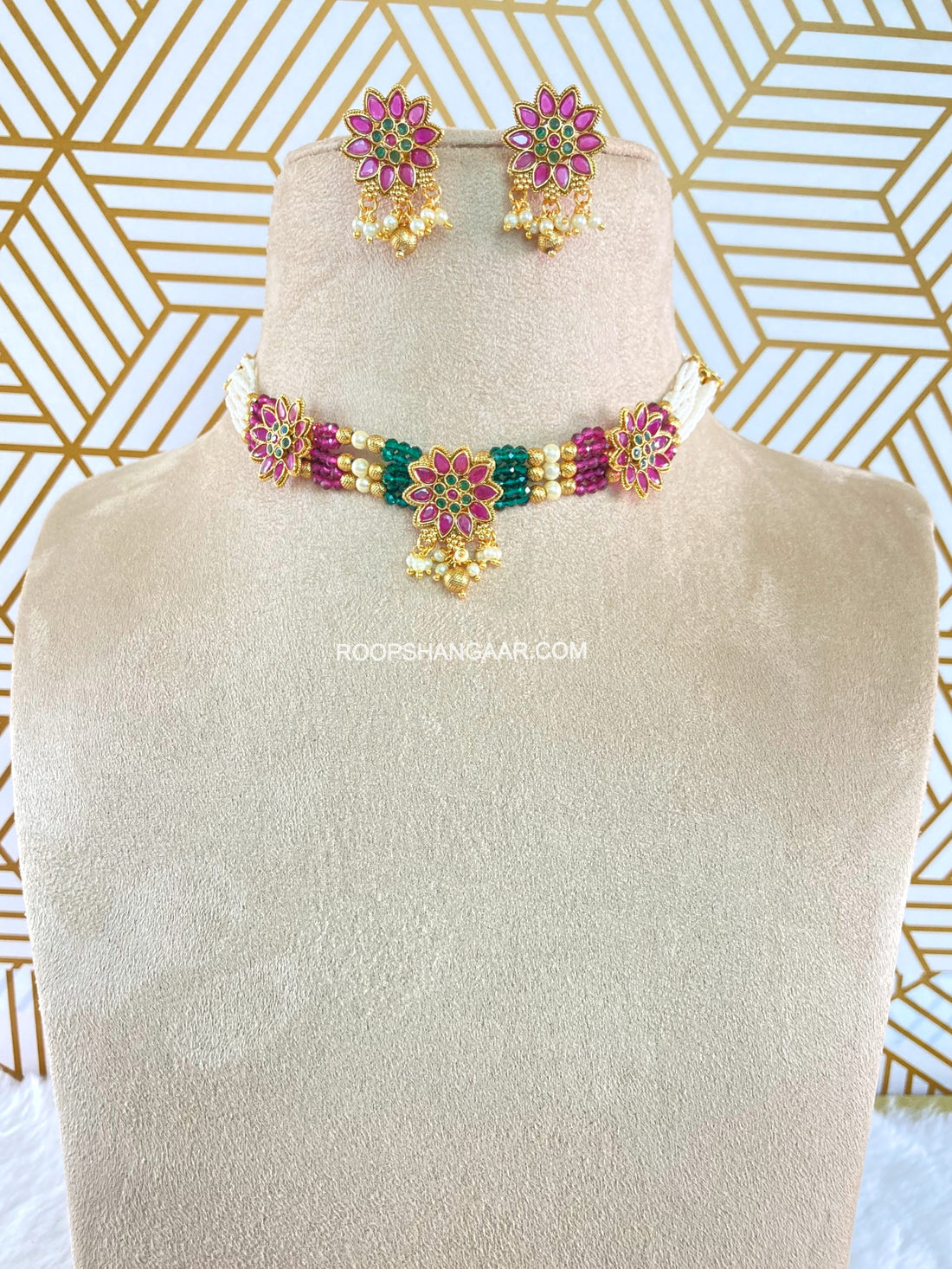Multicolor Kesha Pearl Choker Necklace Set