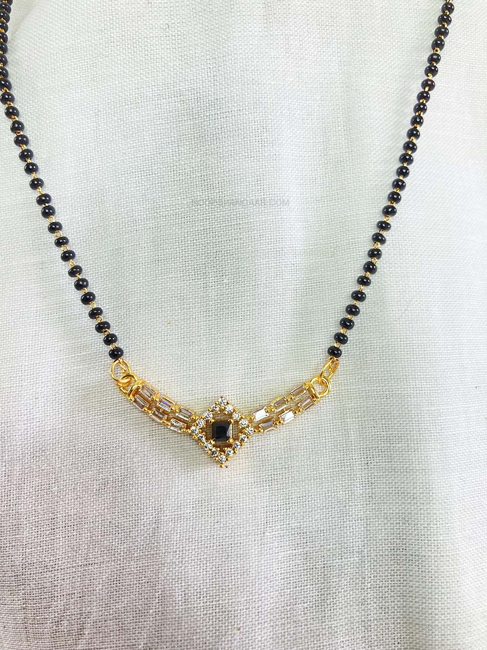 Gold Amelia Delicate Mangalsutra