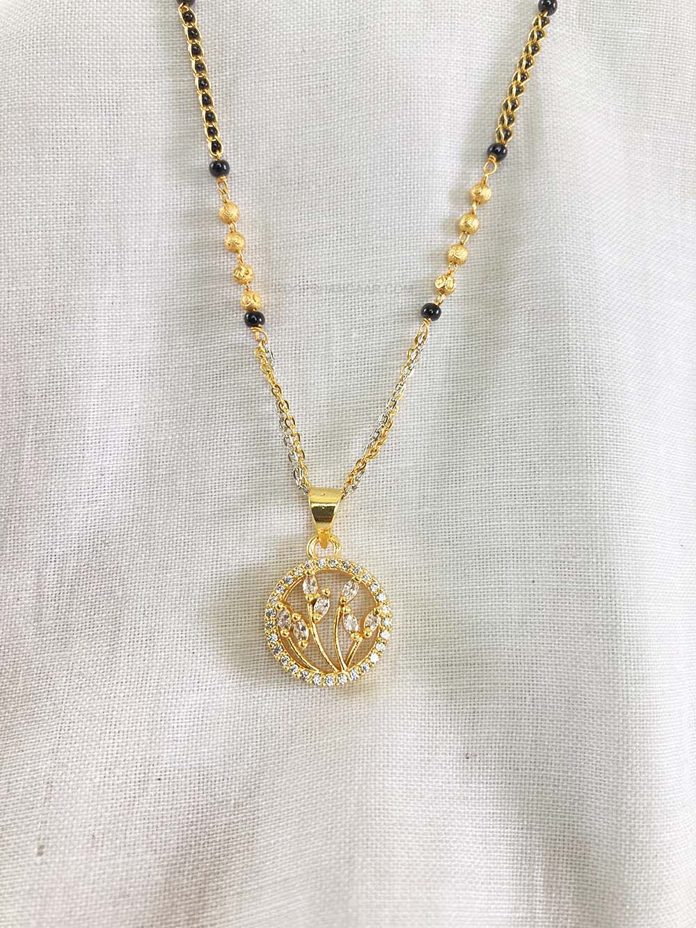 Gold Riddhi Delicate Mangalsutra
