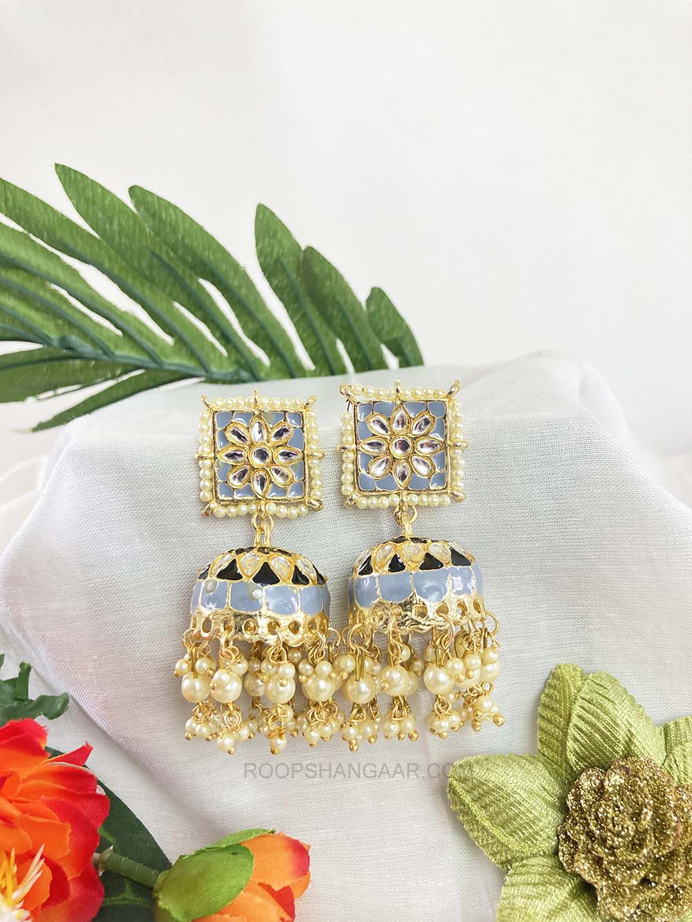 Gray Ashnika Jhumki Earrigs