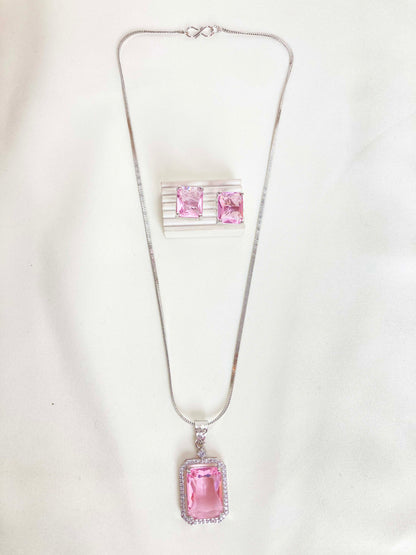 Crystal Pink Noor Pendent Set