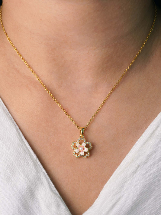 Aesthetic Anti-Tarnish Ruhi Necklace - 18k Gold Plated for Women & Girls