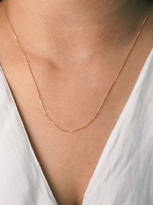 Kritika's Anti-Tarnish Rose Gold Chain for Women & Girls - Modern Design