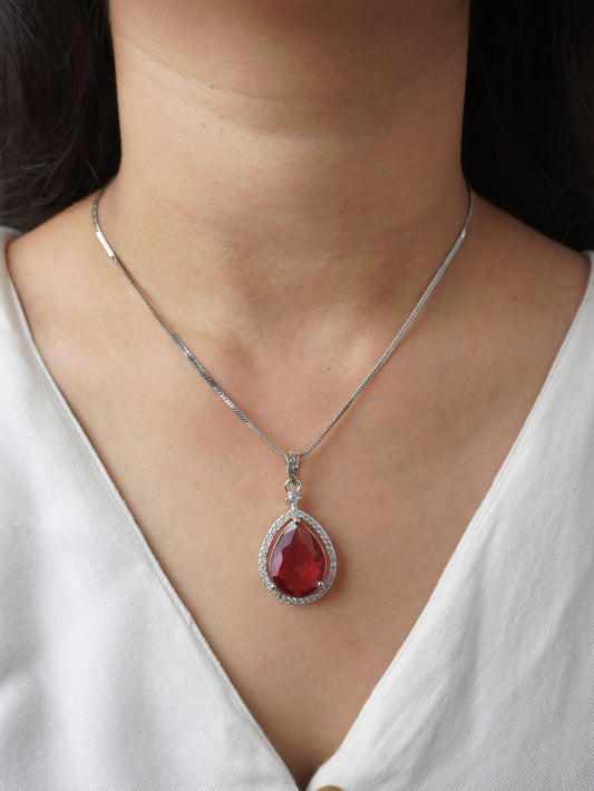 Red Rhea Pendent Set