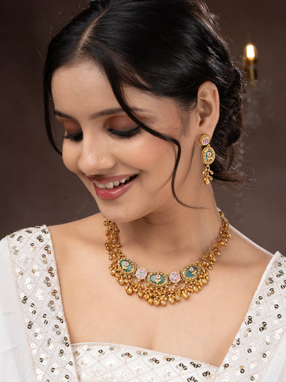 Nazneen Kundan Jewellery Set