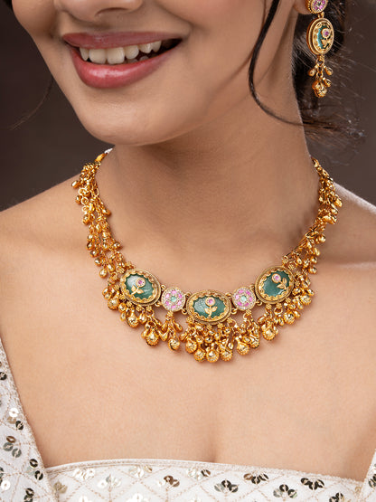 Nazneen Kundan Jewellery Set