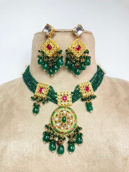Emerald Mita Jewellery Set