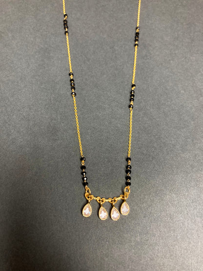 Golden Kruti Delicate Mangalsutra