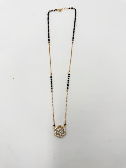 Trendy Avni – 18K Plated Minimal Mangalsutra