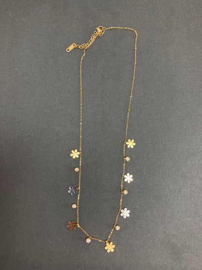 Golden Isabella Necklace