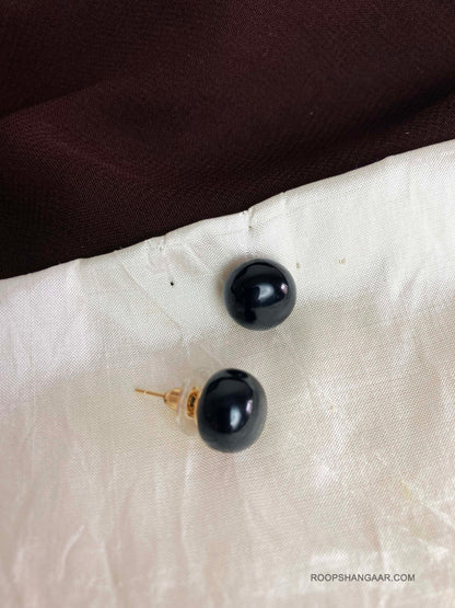 Black Maris Studs