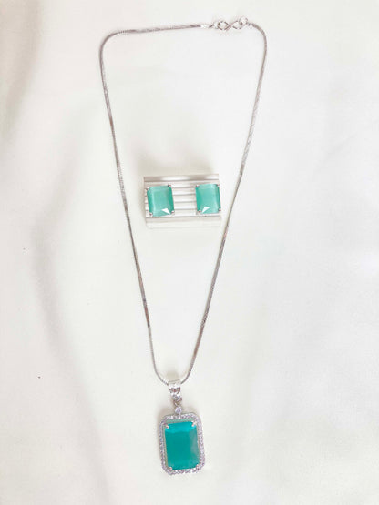 Mint Amita Pendent Set