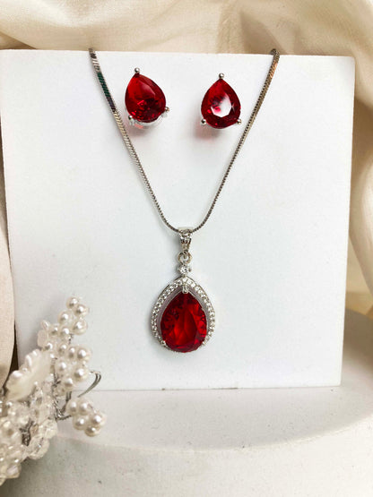 Red Rhea Pendent Set