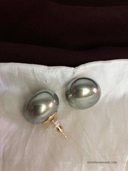 Gray Stella Studs