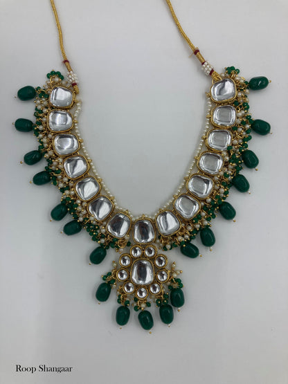 Emerald Shalini Jewellery Set