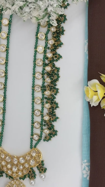 Emerald Priyalata Jewellery Set