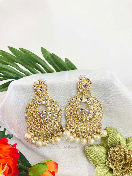 White Hitika Chandbali Earrigs